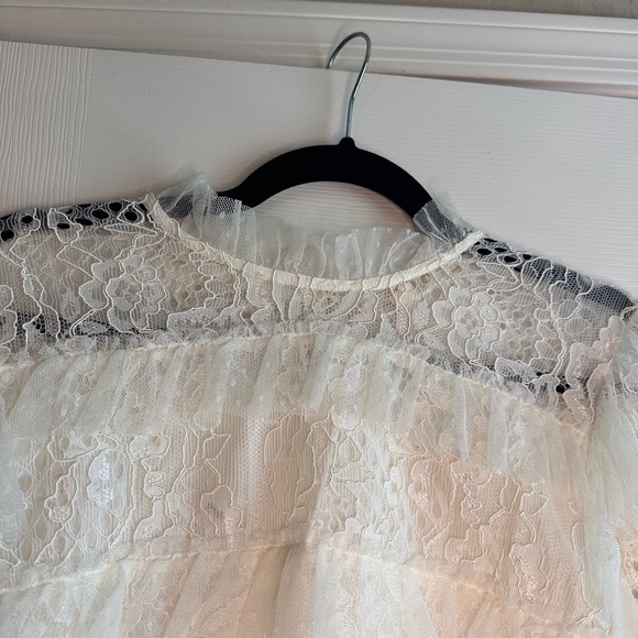 Forever That Girl Anthropologie Elegant White Lace Ruffle Top - Picture 4 of 7